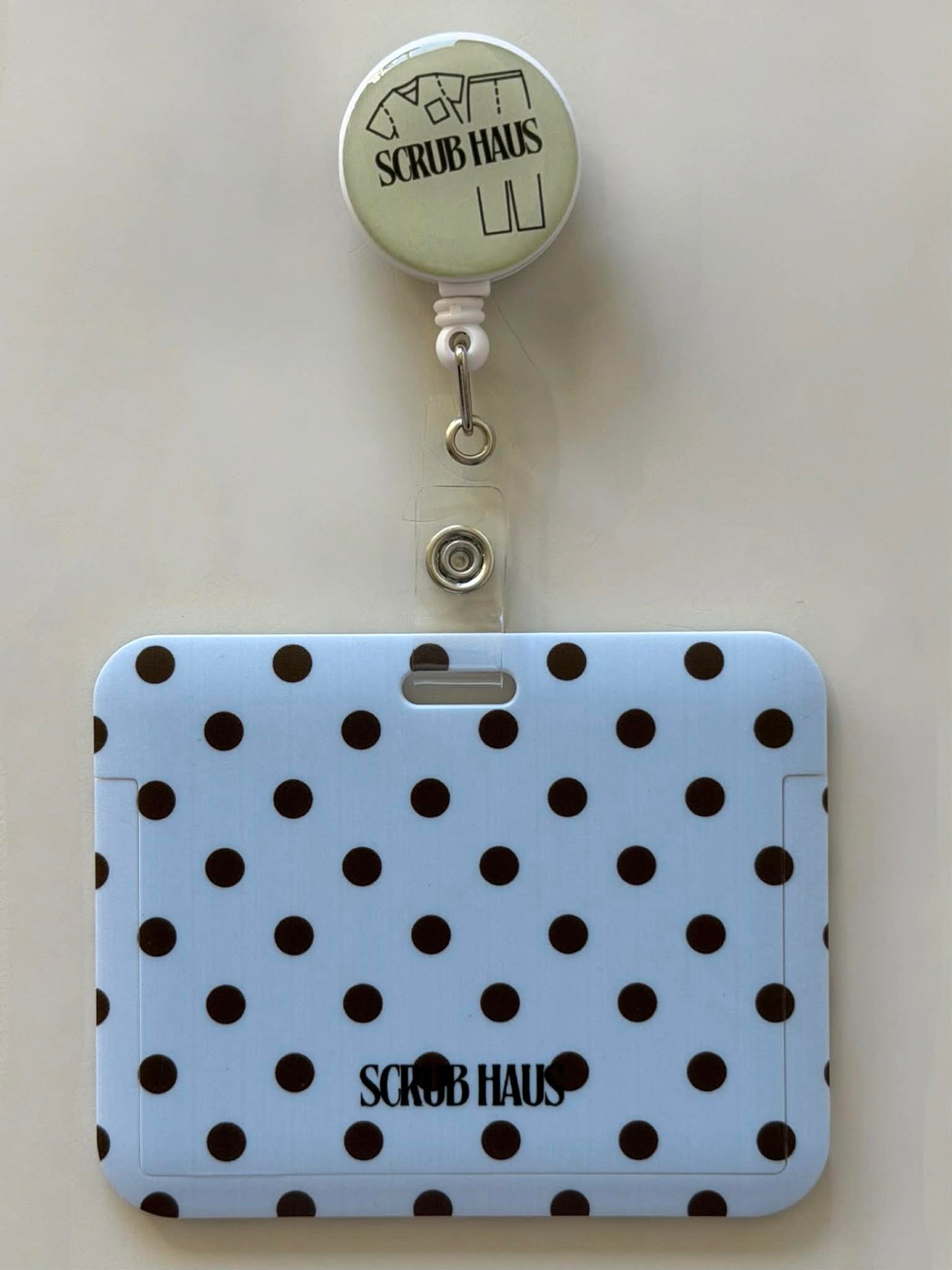 Soft Breeze Horizontal ID Card Holder & Reel