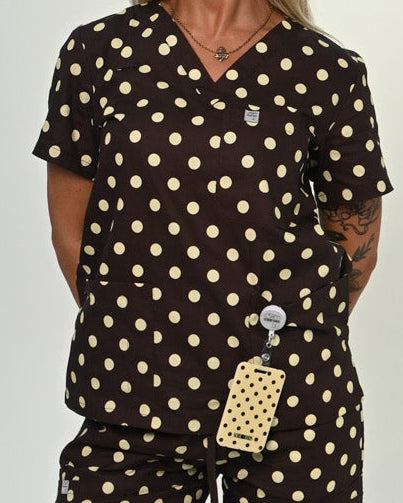 IMPERFECT SOFT ESP/BUTTER SCRUB TOP